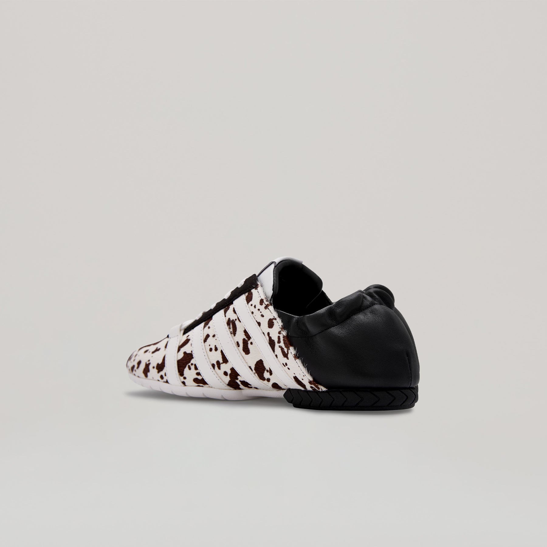 ALENCY WHTヒョウ Alexander McQUEEN Women's Oversized Sneaker in White