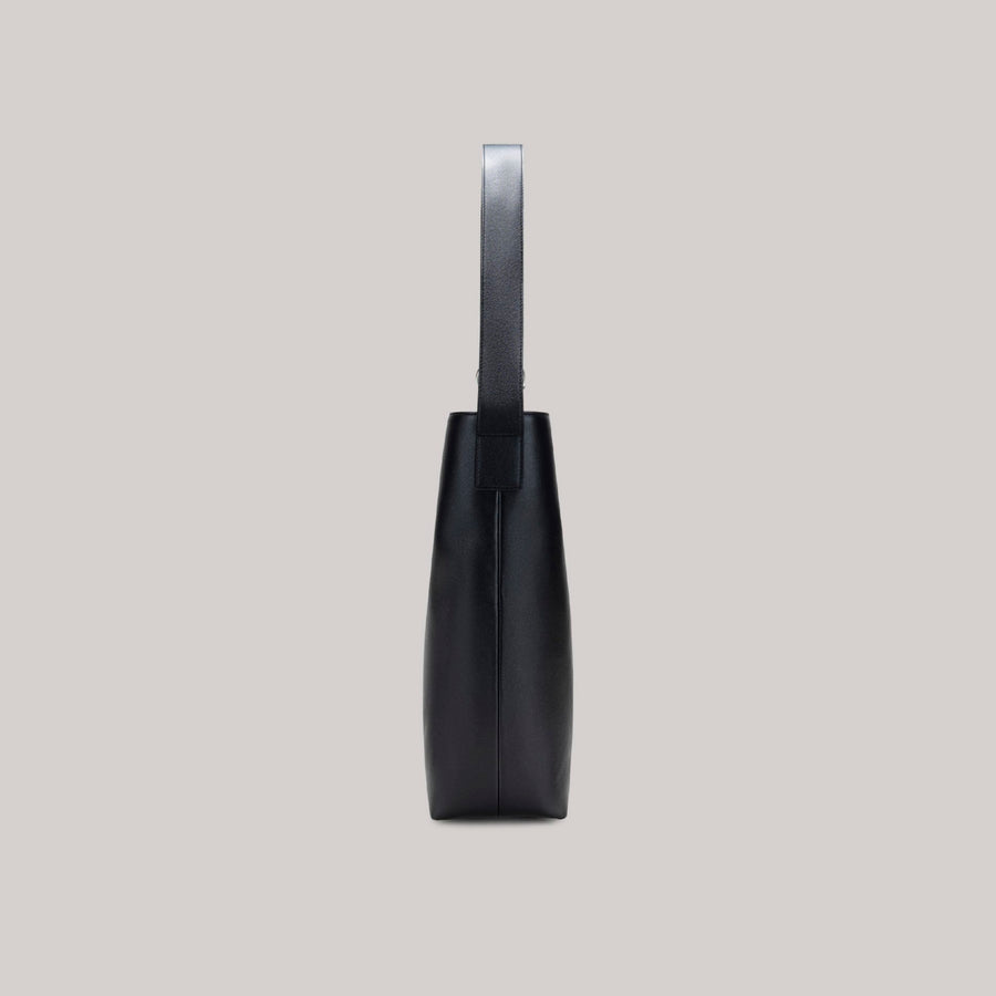 GAO TOTE BAG - BLACK/BLACK