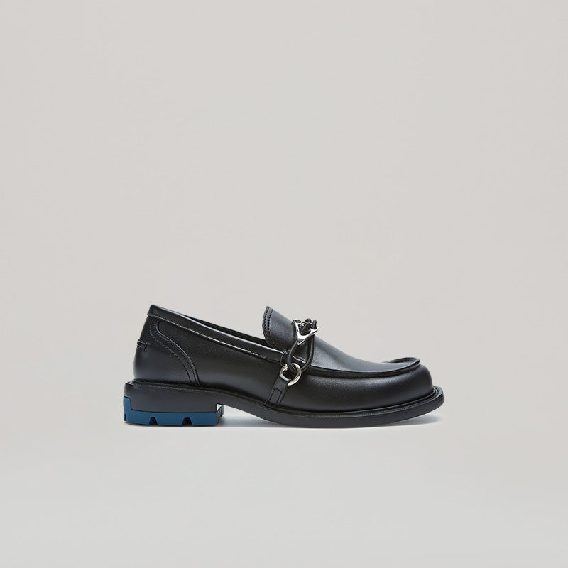 Black RE:RE Moccasin Loafer with unisex design for stylish footwear