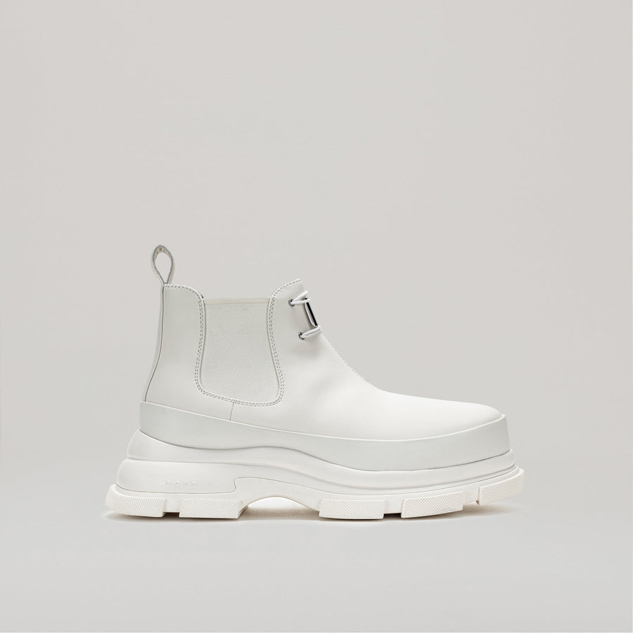 GAO EVA METAL LOGO white ankle boot with 7cm platform and metal logo plate