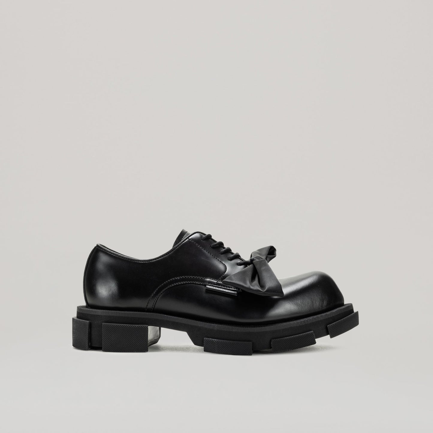 Black GAO BOW DERBY lace-up shoe with elegant bow and durable EVA rubber sole