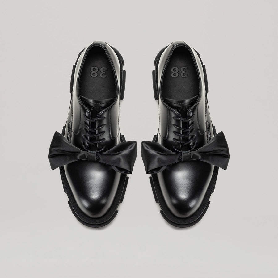 GAO BOW DERBY black lace-up shoe with elegant bow design and durable EVA rubber sole