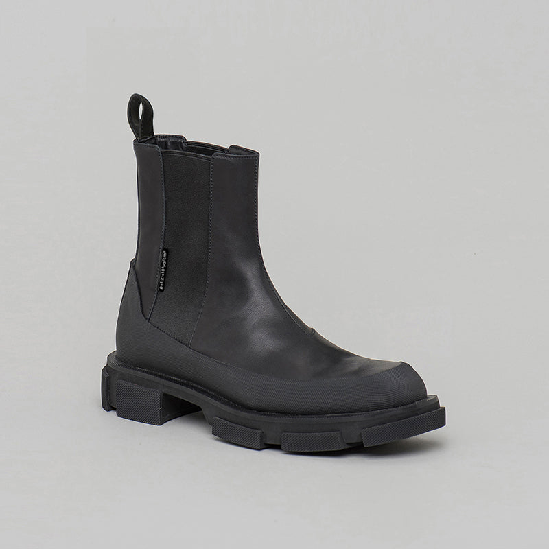 Black GAO CHELSEA boots made of calf leather with EVA and rubber sole for durable comfort