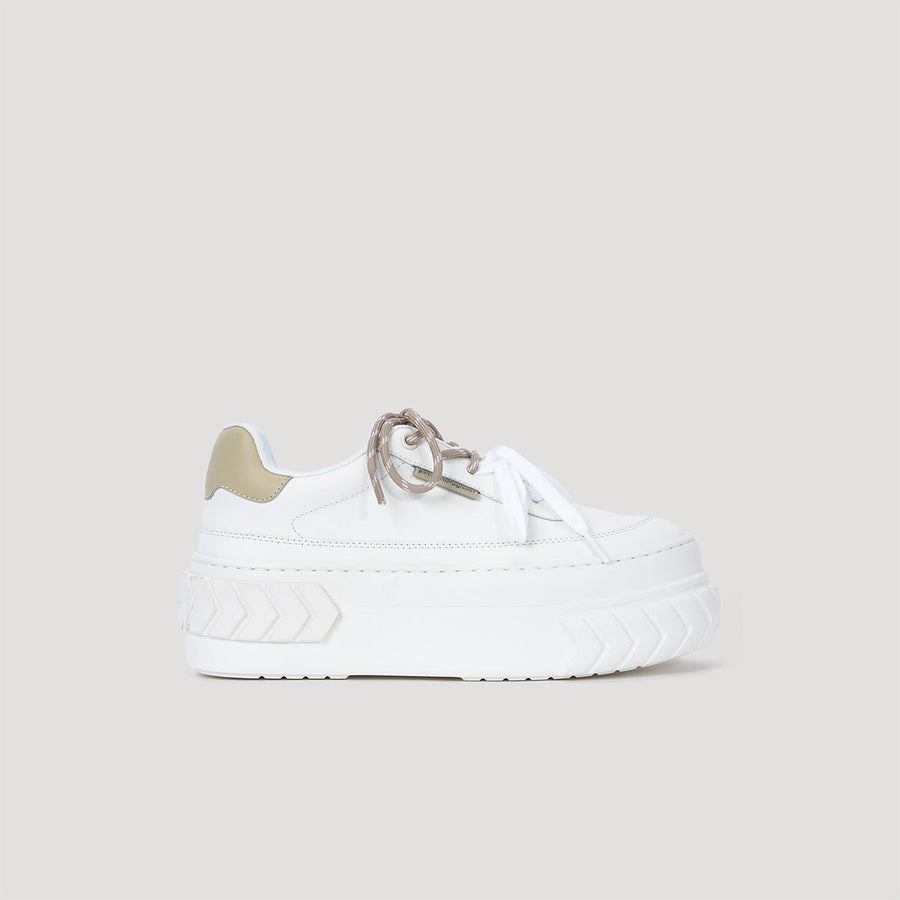 TYRES Platform Signature Sneaker in white and beige with multi-lace system and cushioned platform
