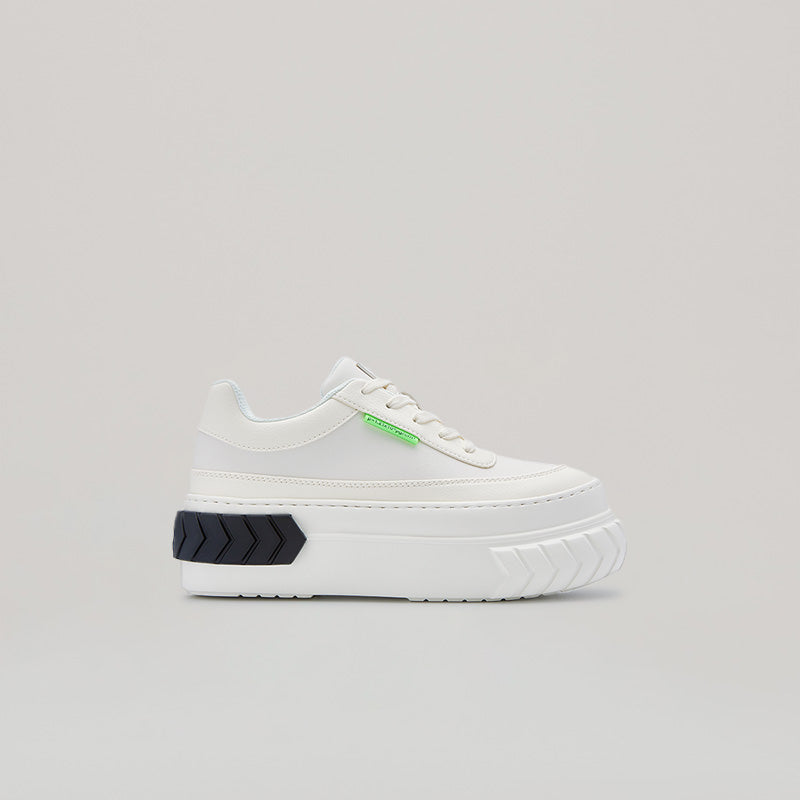TYRES PLATFORM Sneaker black and white platform sole premium leather upper minimalistic design