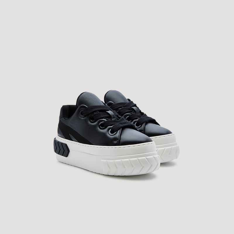 TYRES PLATFORM PADDED SNEAKER - BLACK/WHITE
