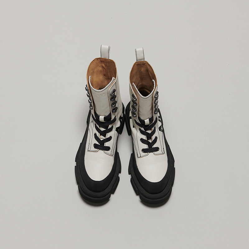 both X MONSE GAO HIGH BOOTS - BLACK/WHITE