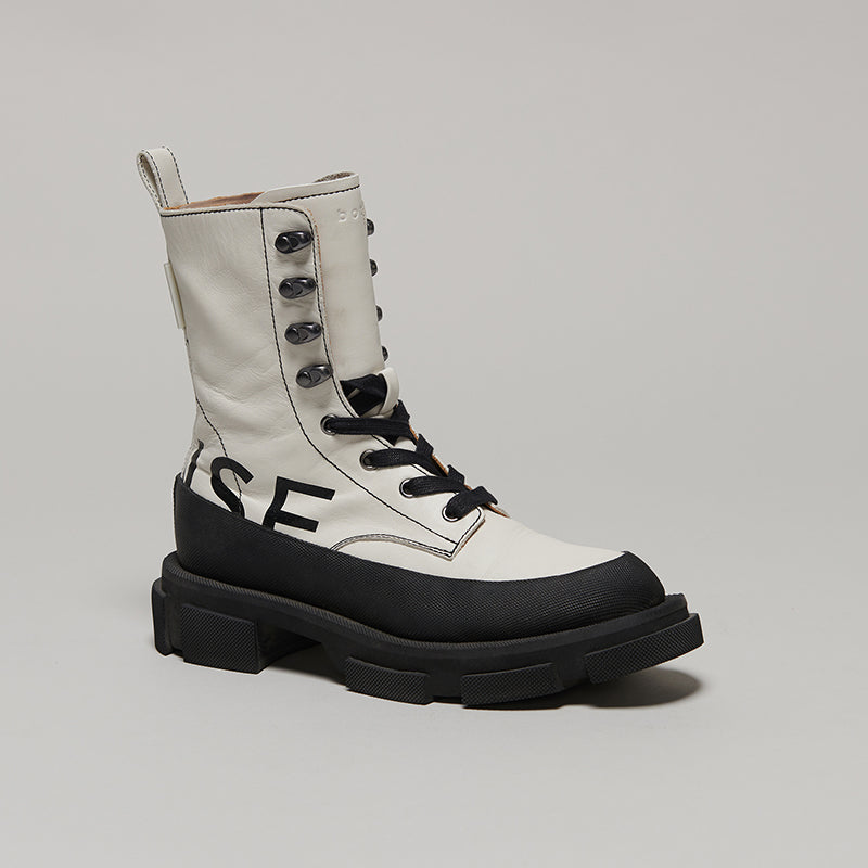 both X MONSE GAO HIGH BOOTS - BLACK/WHITE