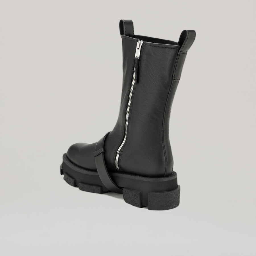 Black both x DION LEE-GAO platform work boot with chunky sole and zipper detail