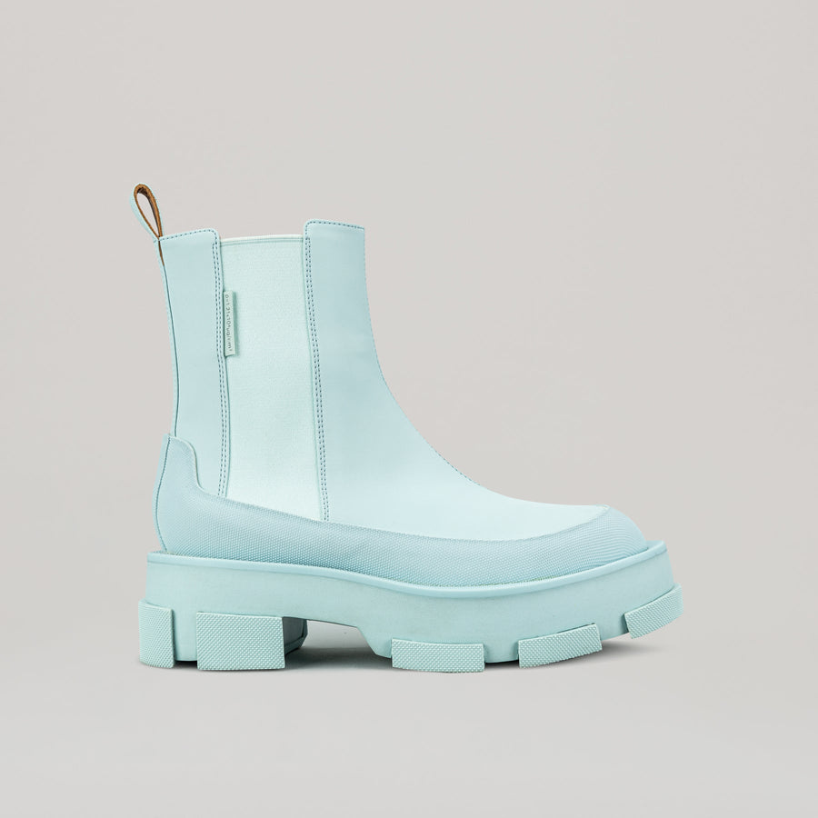 Light blue GAO PLATFORM CHELSEA boot with chunky platform sole and classic Chelsea design
